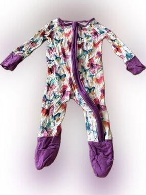 Butterfly Print Footed One-Piece with Purple Trim - Kids